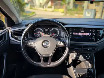 Volkswagen Polo 2019 - 12990 EUR, 90000 km - AUTO.MOTO.pt - 90000km - foto 6 de 12