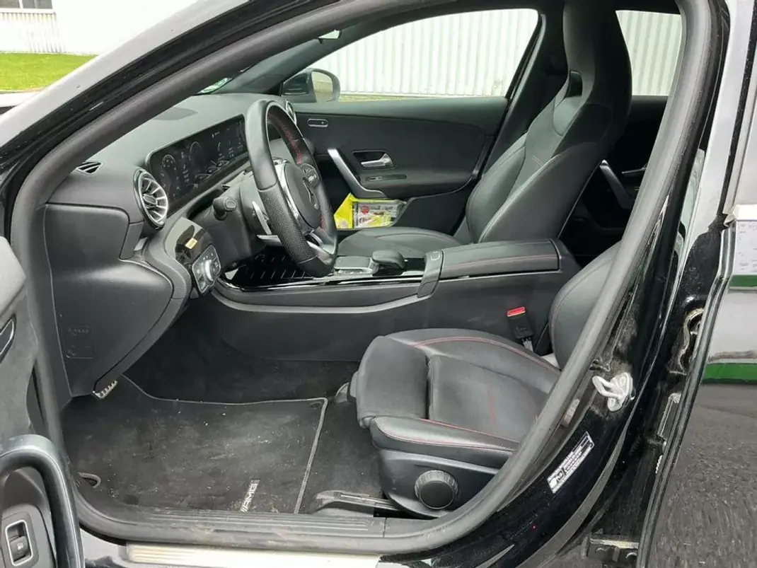 Mercedes-Benz A 250 2020 - 28500 EUR, 16229 km - AUTO.MOTO.pt - 16229km - foto 12 de 16