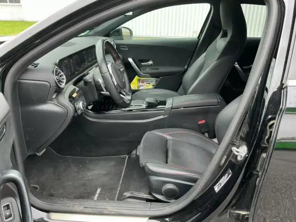 Mercedes-Benz A 250 2020 - 28500 EUR, 16229 km - AUTO.MOTO.pt - 16229km - foto 12 de 16