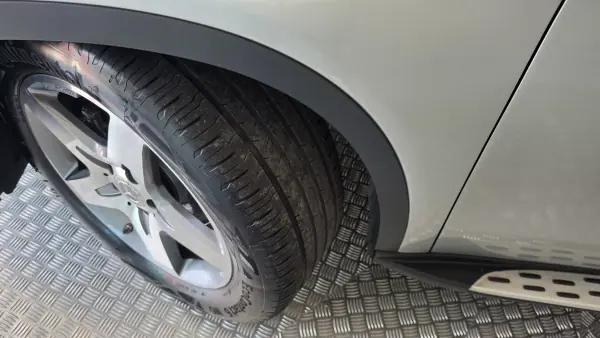 Mercedes-Benz GLA 180 2018 - 24900 EUR, 41570 km - 41570km - foto 29 de 52