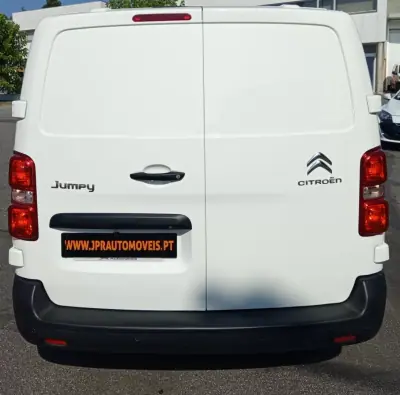 Citroën Jumpy 2021 - 15990 EUR, 89700 km - AUTO.MOTO.pt - 89700km - foto 8 de 20