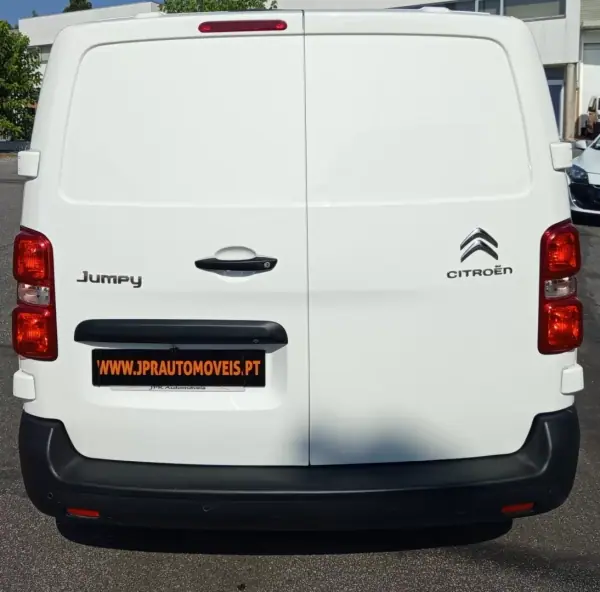 Citroën Jumpy 2021 - 15990 EUR, 89700 km - AUTO.MOTO.pt - 89700km - foto 8 de 20
