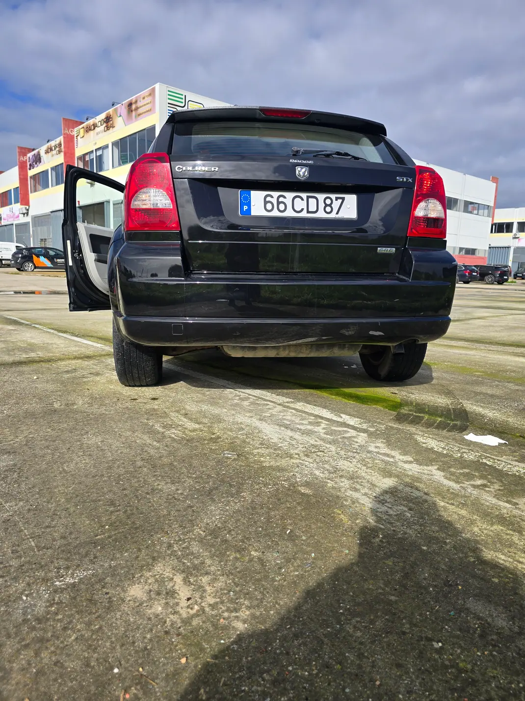 Dodge Caliber 2006 - 3800 EUR, 243642 km - AUTO.MOTO.pt - 243642km - foto 6 de 13