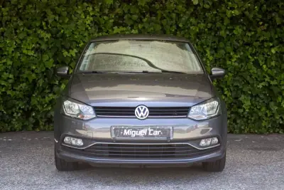 Volkswagen Polo 2015 - 10500 EUR, 123600 km - AUTO.MOTO.pt - 123600km - foto 2 de 16