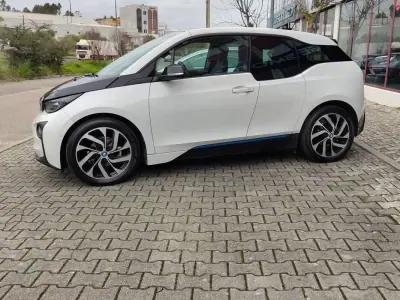 BMW i3 2016 - 15900 EUR, 112000 km - AUTO.MOTO.pt - 112000km - foto 2 de 13