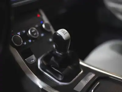 Land Rover Range Rover Evoque 2015 - 19990 EUR, 145000 km - AUTO.MOTO.pt - 145000km - foto 20 de 22