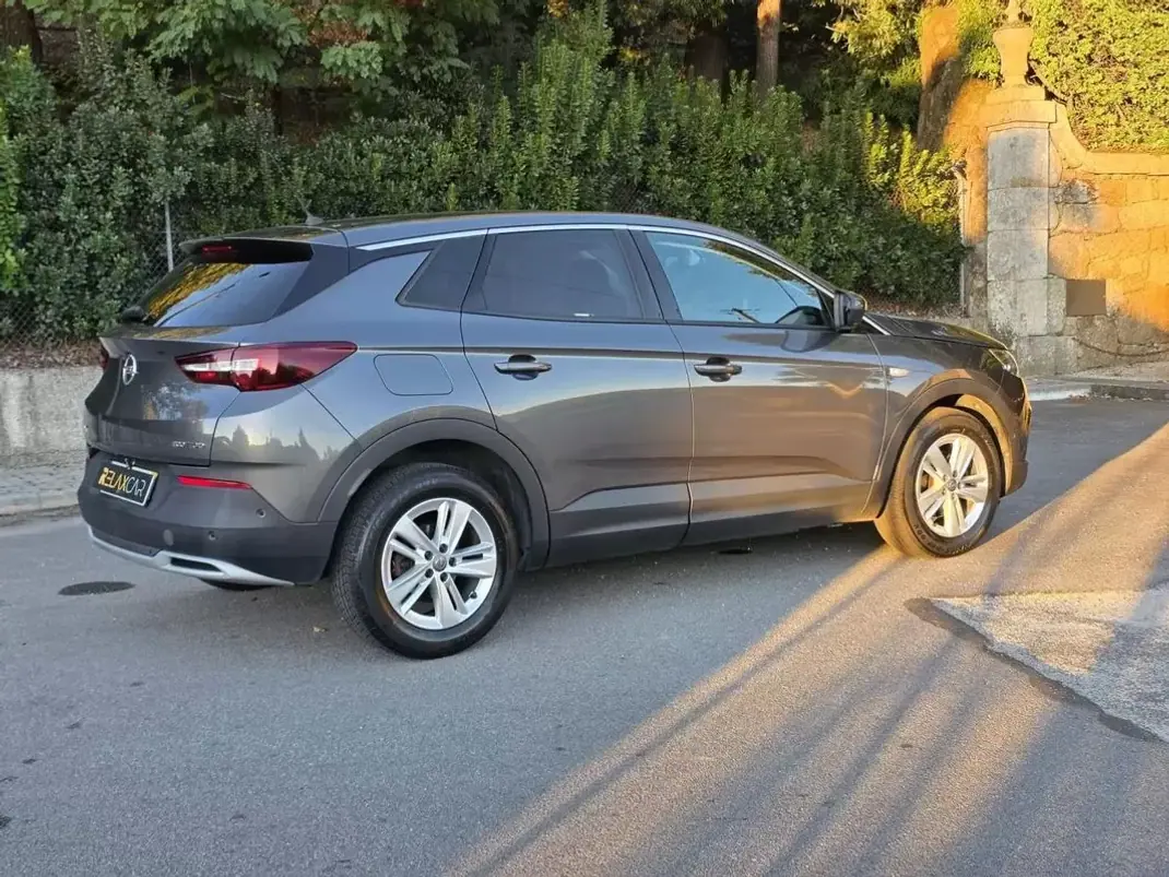 Opel Grandland X 2020 - 15499 EUR, 108544 km - 108544km - foto 10 de 34