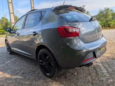 SEAT Ibiza 2016 - 10900 EUR, 120000 km - AUTO.MOTO.pt - 120000km - foto 12 de 13