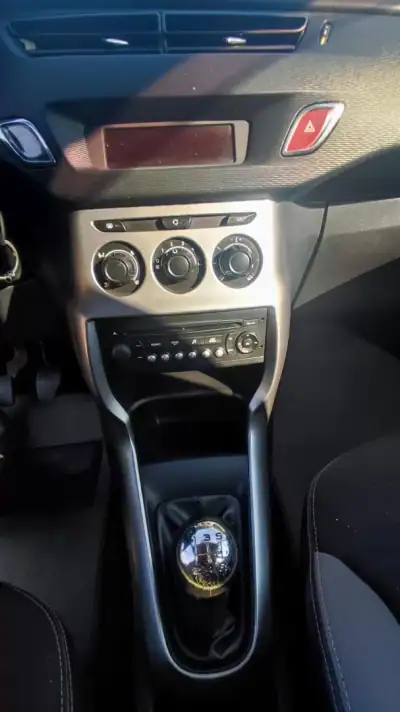 Citroën C3 2013 - 6897 EUR, 127989 km - AUTO.MOTO.pt - 127989km - foto 8 de 14