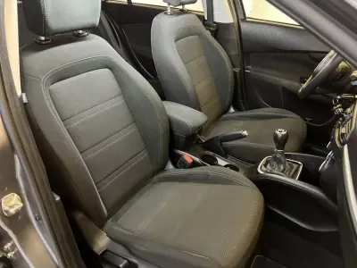 Fiat Tipo Station Wagon 2017 - 9490 EUR, 120000 km - AUTO.MOTO.pt - 120000km - foto 18 de 30