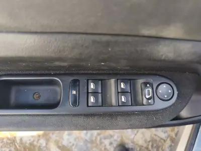 Peugeot 307 SW 2003 — foto 6 de 11