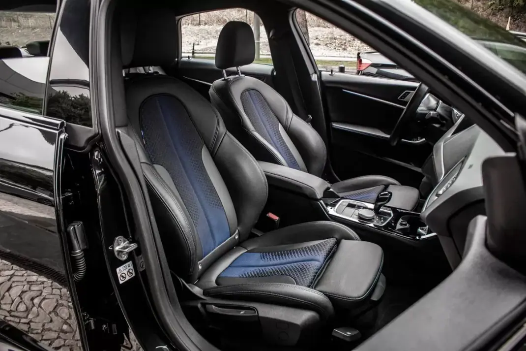 BMW 220 Gran Coupé 2021 - 33450 EUR, 84166 km - AUTO.MOTO.pt - 84166km - foto 32 de 49