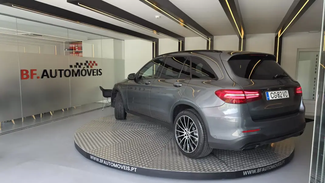 Mercedes-Benz GLC 220 2015 - 27900 EUR, 198275 km - 198275km - foto 3 de 67