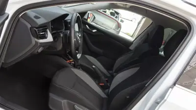 Skoda Kamiq 2024 - 18850 EUR, 54000 km - AUTO.MOTO.pt - 54000km - foto 15 de 33