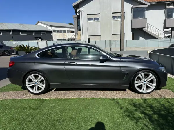 BMW 420 2014 - 15900 EUR, 220000 km - AUTO.MOTO.pt - 220000km - foto 16 de 54