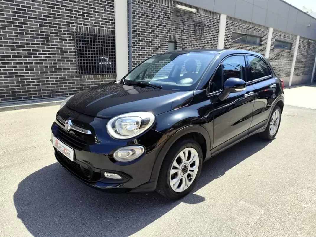 Fiat 500X 2015 - 9980 EUR, 159000 km - AUTO.MOTO.pt - 159000km - foto 1 de 22