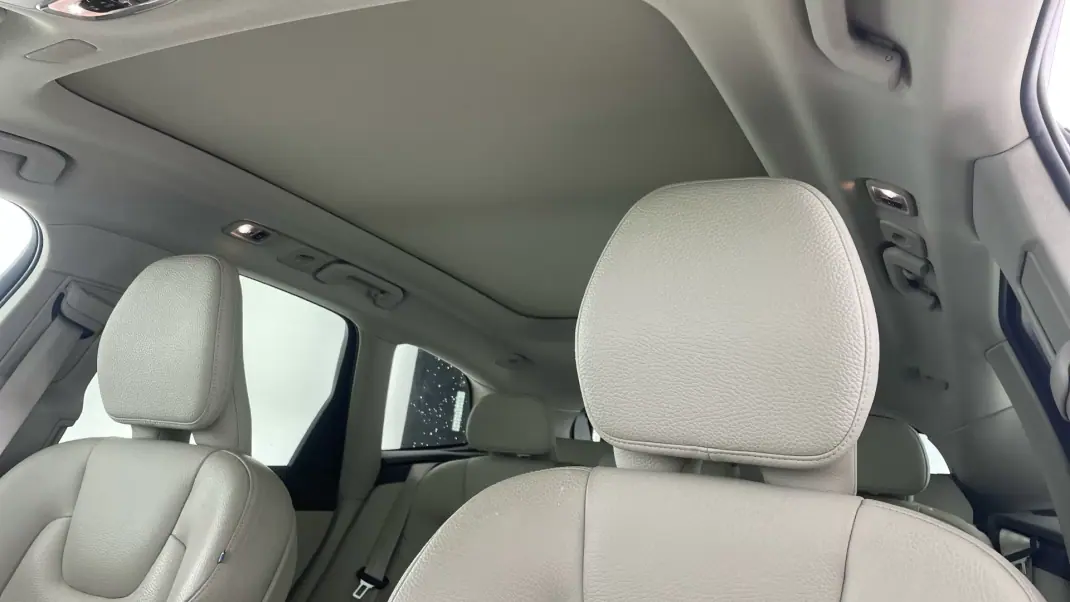 Volvo XC 60 2020 - 29999 EUR, 92117 km - 92117km - foto 11 de 22