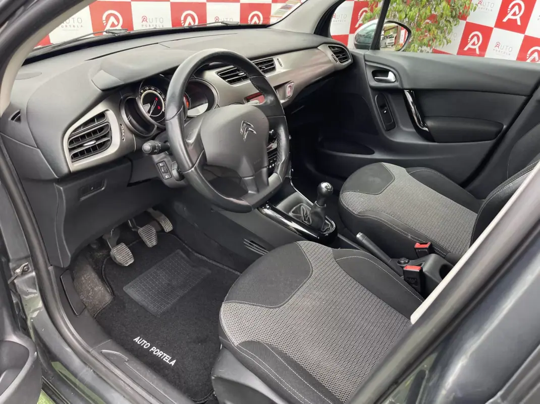 Citroën C3 2014 - 7490 EUR, 121390 km - 121390km - foto 10 de 19