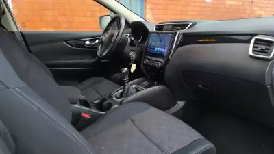 Nissan Qashqai 2015 - 11500 EUR, 190000 km - AUTO.MOTO.pt - 190000km - foto 16 de 21