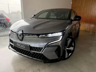 Renault Mégane E-Tech 2023 - 58000km
