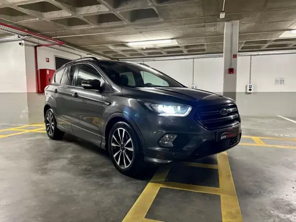 Ford Kuga 2017 - 15450 EUR, 78000 km - AUTO.MOTO.pt - 78000km - foto 60 de 60