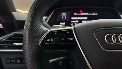 Audi e-tron GT 2022 - 57990 EUR, 59200 km - AUTO.MOTO.pt - 59200km - foto 13 de 28