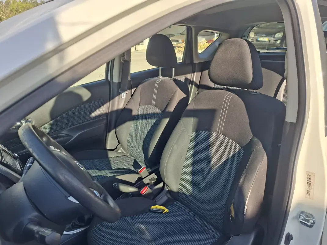 Nissan Note 2014 - 6350 EUR, 172567 km - AUTO.MOTO.pt - 172567km - foto 8 de 21
