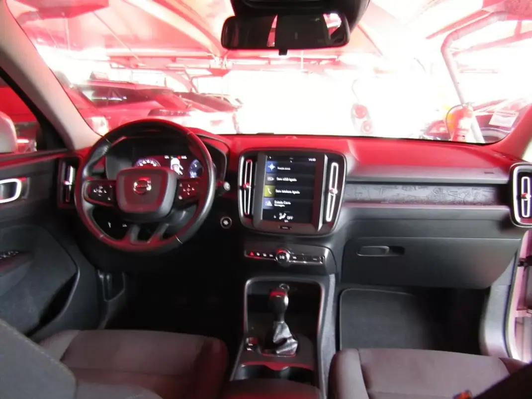 Volvo XC 40 2021 - 26199 EUR, 155000 km - 155000km - foto 13 de 28
