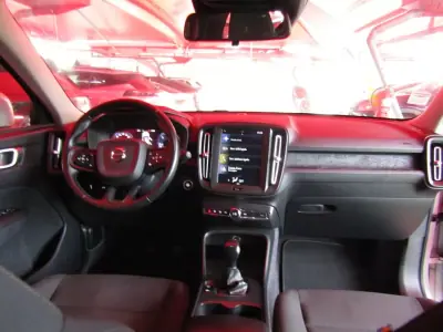 Volvo XC 40 2021 - 26199 EUR, 155000 km - 155000km - foto 13 de 28