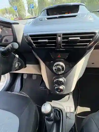Toyota iQ 2013 - 8000 EUR, 134866 km - AUTO.MOTO.pt - 134866km - foto 13 de 15