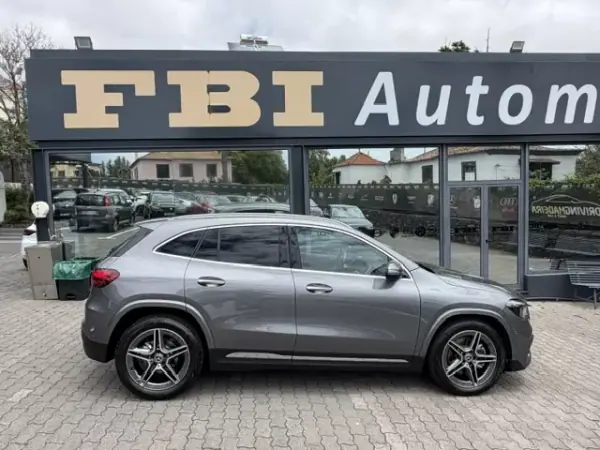 Mercedes-Benz GLA 180 2024 - 47900 EUR, 51250 km - AUTO.MOTO.pt - 51250km - foto 7 de 12
