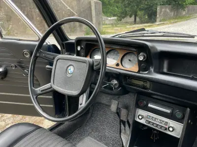 BMW 1602 1973 - 14500 EUR, 113000 km - AUTO.MOTO.pt - 113000km - foto 12 de 44