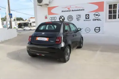 Fiat 500e C 2022 - 19980 EUR, 10413 km - AUTO.MOTO.pt - 10413km - foto 12 de 39