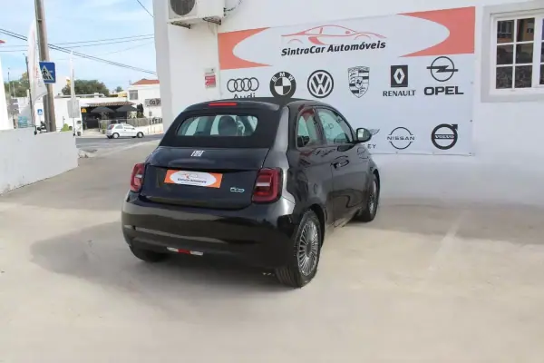 Fiat 500e C 2022 - 19980 EUR, 10413 km - AUTO.MOTO.pt - 10413km - foto 12 de 39