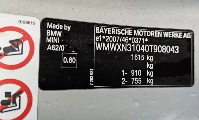 MINI Cooper 2015 - 16500 EUR, 150000 km - AUTO.MOTO.pt - 150000km - foto 11 de 25