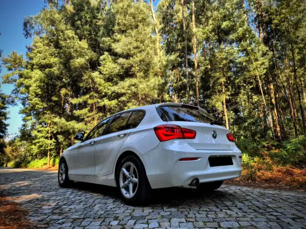 BMW 116 2017 - 12900 EUR, 205000 km - AUTO.MOTO.pt - 205000km - foto 9 de 25