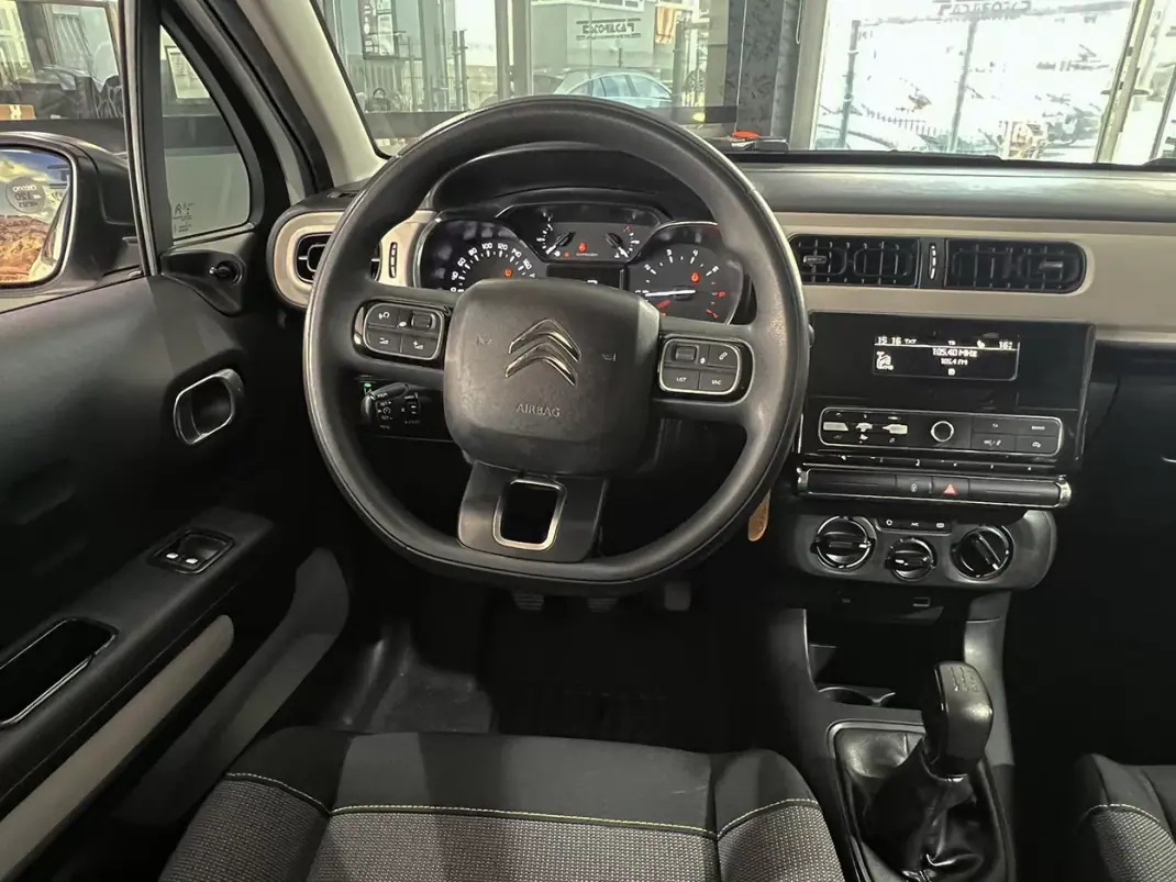 Citroën C3 2019 - 10900 EUR, 106542 km - AUTO.MOTO.pt - 106542km - foto 9 de 21