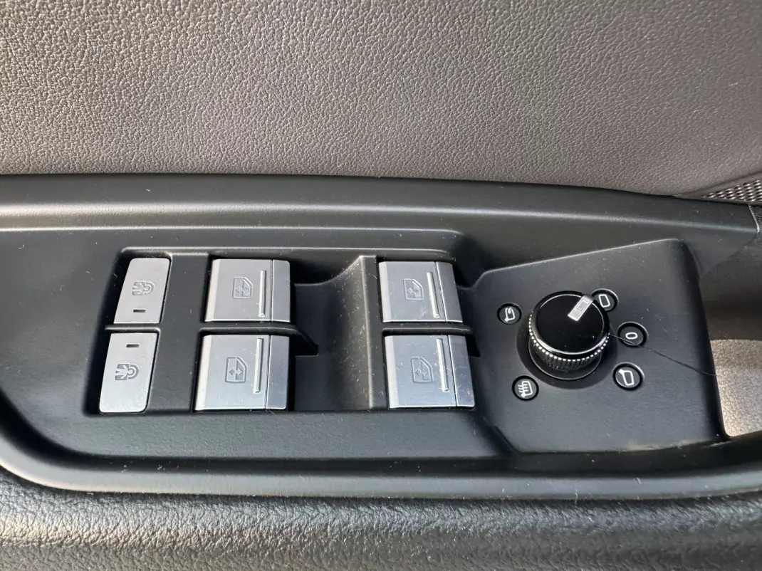 Audi e-tron Sportback 2020 - 28900 EUR, 102000 km - AUTO.MOTO.pt - 102000km - foto 51 de 54