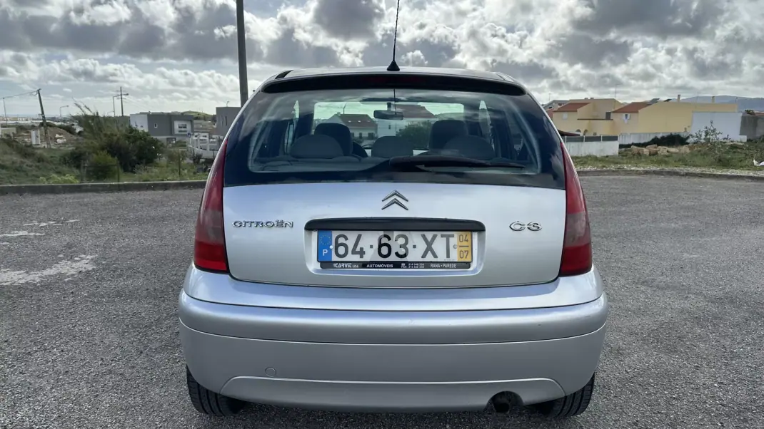 Citroën C3 2004 - 2500 EUR, 315000 km - AUTO.MOTO.pt - 315000km - foto 8 de 14