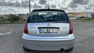 Citroën C3 2004 - 2500 EUR, 315000 km - AUTO.MOTO.pt - 315000km - foto 8 de 14