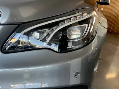 Mercedes-Benz E 220 2015 - 24999 EUR, 161900 km - AUTO.MOTO.pt - 161900km - foto 17 de 135