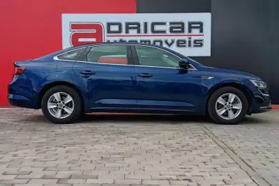 Renault Talisman 2017 - 14500 EUR, 127678 km - AUTO.MOTO.pt - 127678km - foto 8 de 33