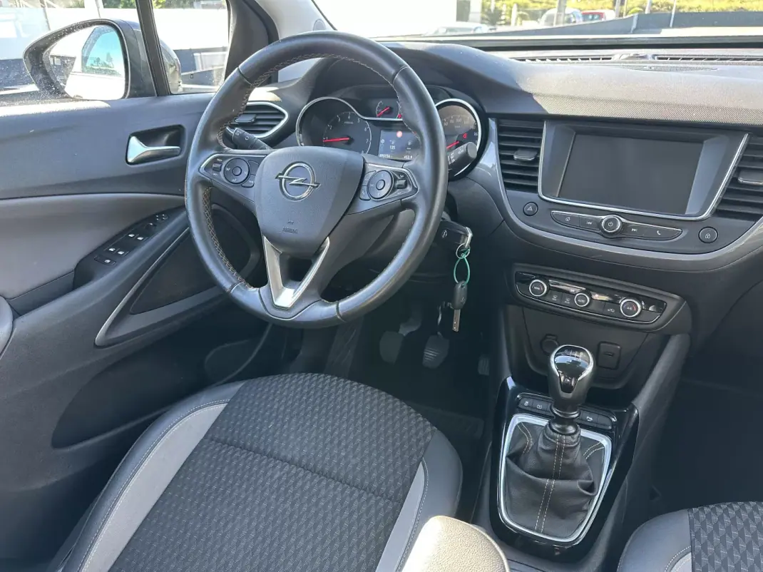 Opel Crossland X 2020 - 14900 EUR, 95000 km - 95000km - foto 26 de 51