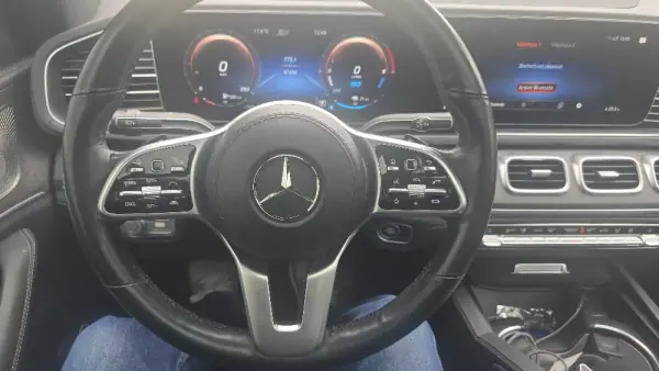 Mercedes-Benz GLE 350 2023 - 59000 EUR, 87500 km - AUTO.MOTO.pt - 87500km - foto 11 de 22