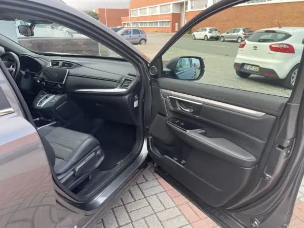 Honda CR-V 2023 - 35900 EUR, 26000 km - AUTO.MOTO.pt - 26000km - foto 11 de 16