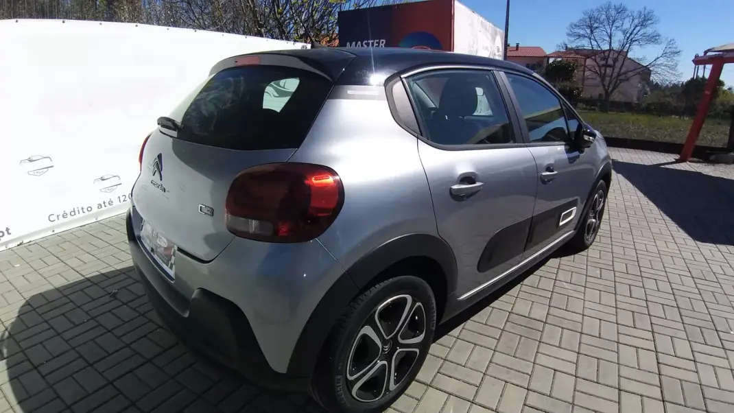 Citroën C3 2020 - 12450 EUR, 71497 km - AUTO.MOTO.pt - 71497km - foto 12 de 28