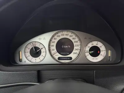 Mercedes-Benz CLK 200 2007 - 13450 EUR, 109492 km - 109492km - foto 29 de 38