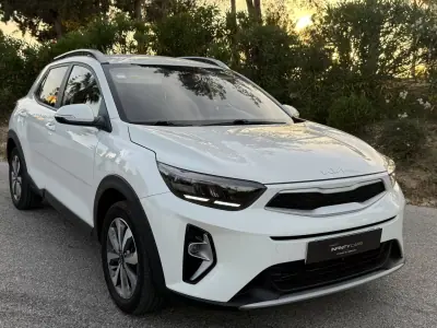 Kia Stonic 2022 - 15999 EUR, 59000 km - AUTO.MOTO.pt - 59000km - foto 3 de 16