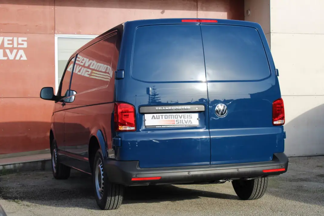 VW Transporter 2.0 TDI Confortline Extra AC 2020 - 17990 EUR, 199000 km - AUTO.MOTO.pt - 199000km - foto 13 de 24