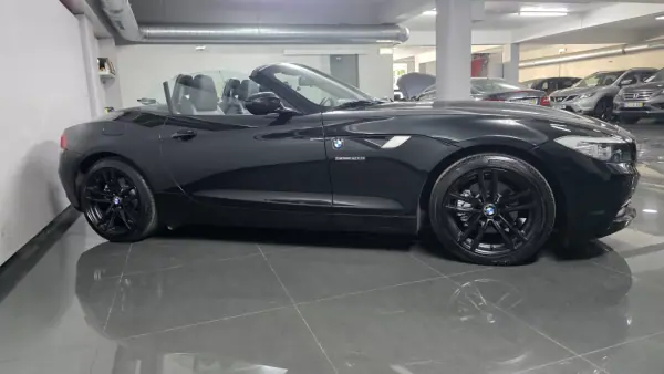 BMW Z4 2013 - 27990 EUR, 98000 km - AUTO.MOTO.pt - 98000km - foto 3 de 38